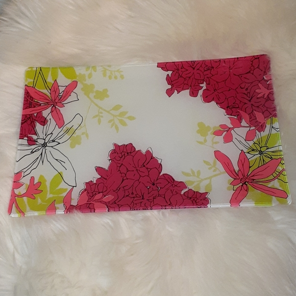 Classic Nordstrom’s Flower Pink Green Glass Tray - Picture 2 of 6